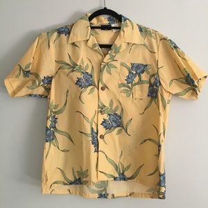 Vintage yellow floral button up tee
